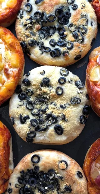 올리브 치즈 포카치아