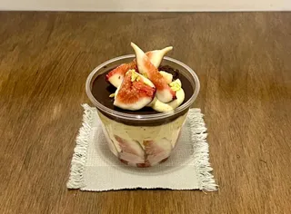 무화과 피스타치오 크림푸딩