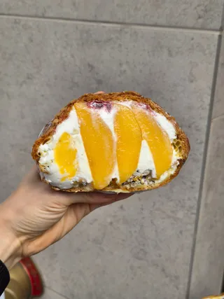 복숭아 요구르트
